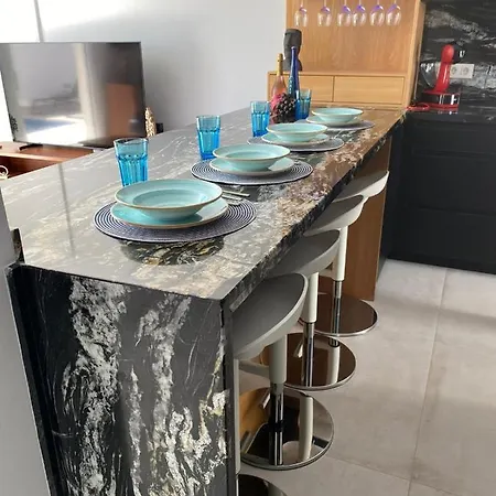 ヴィラ Paradise ティアス